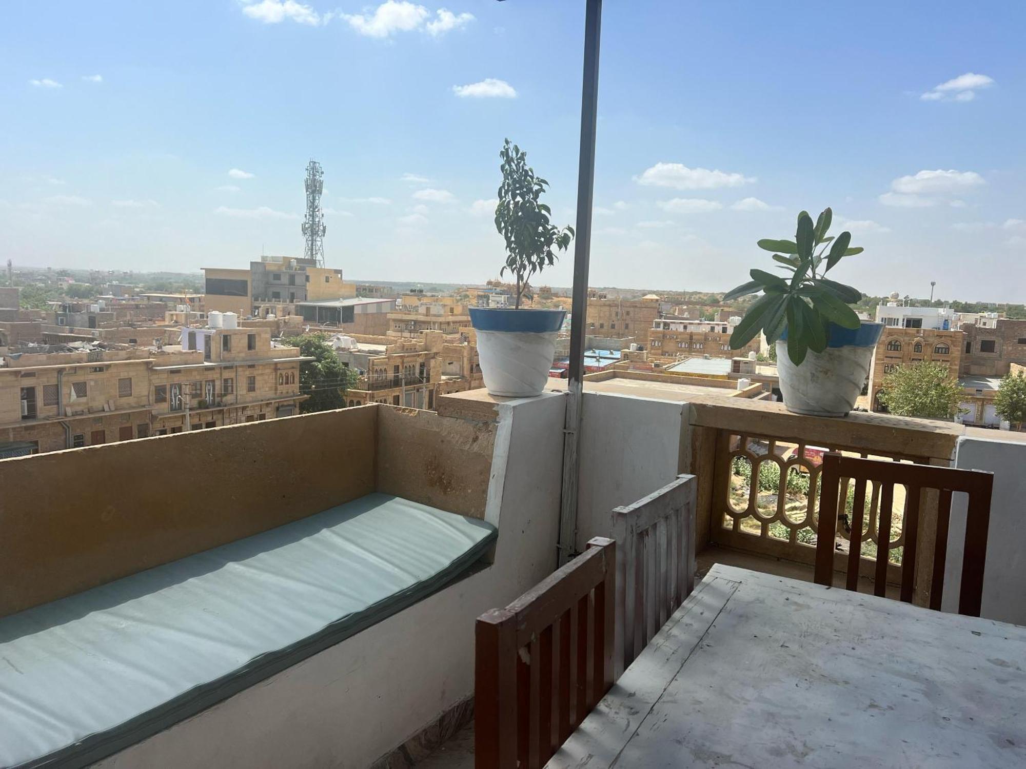 Thar View Hotel Джайсалмер Экстерьер фото